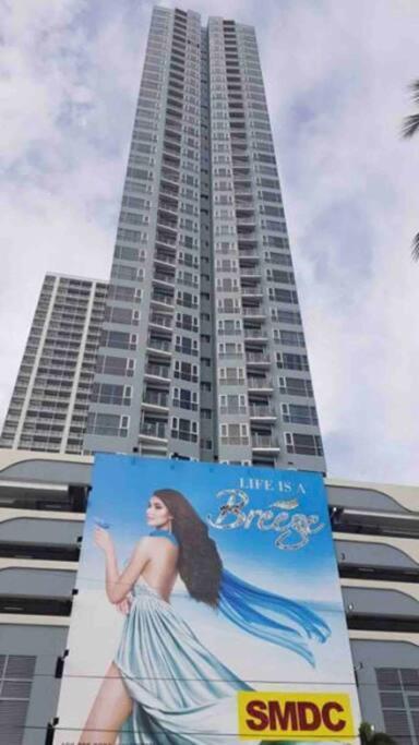 Breeze Residences - 1Br Unit With Balcony -Top Floor Manila Luaran gambar