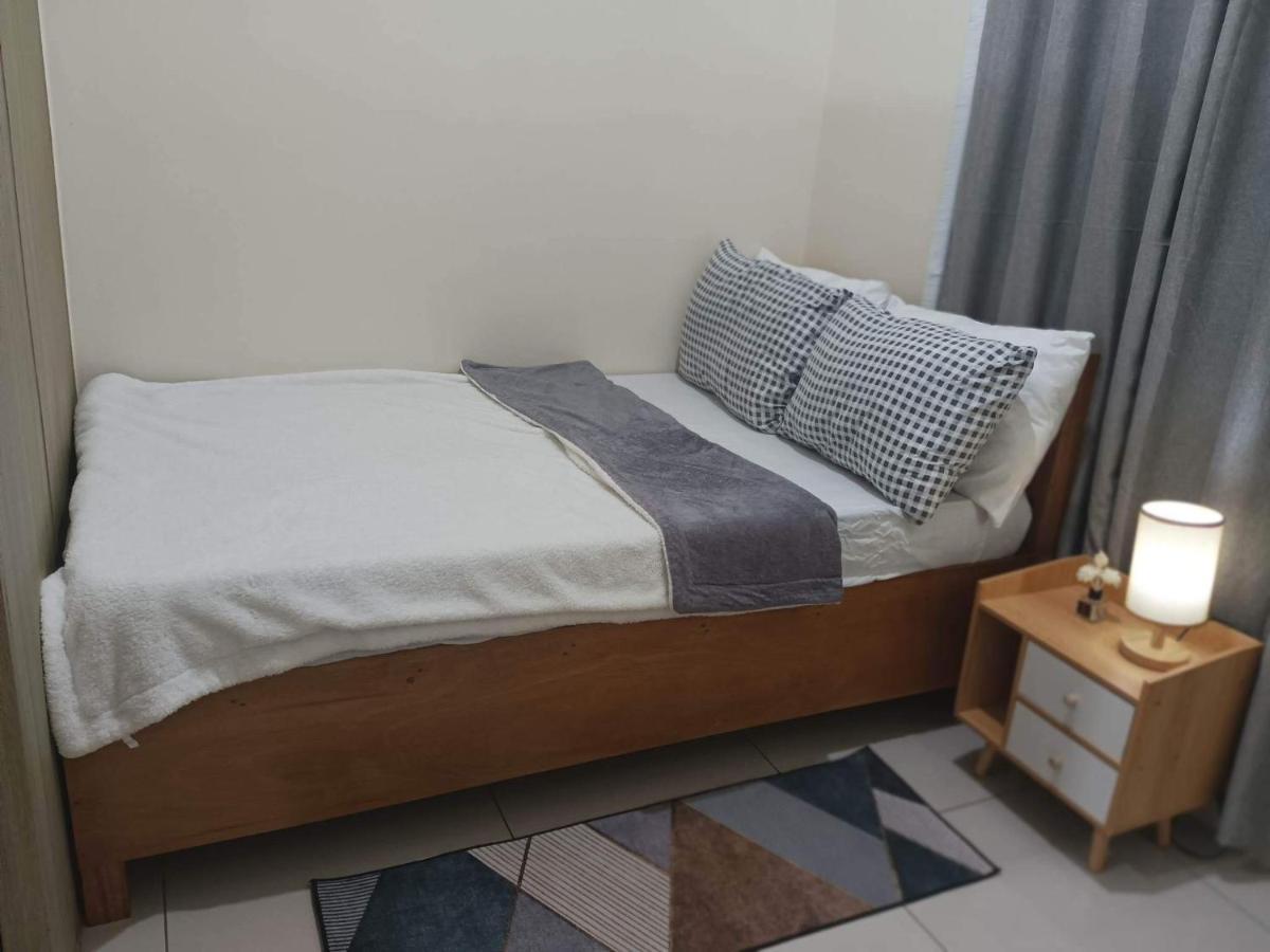 Breeze Residences - 1Br Unit With Balcony -Top Floor Manila Luaran gambar