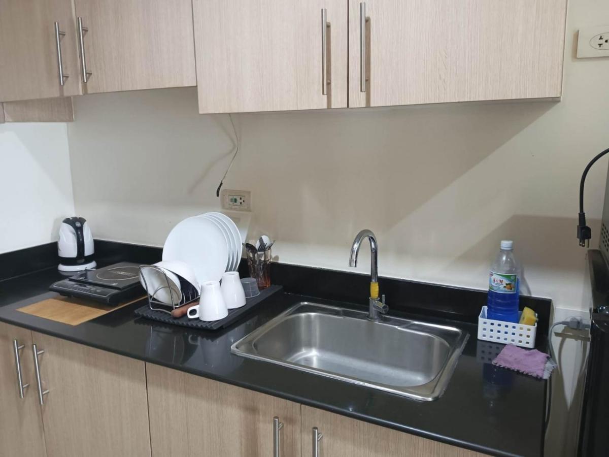 Breeze Residences - 1Br Unit With Balcony -Top Floor Manila Luaran gambar