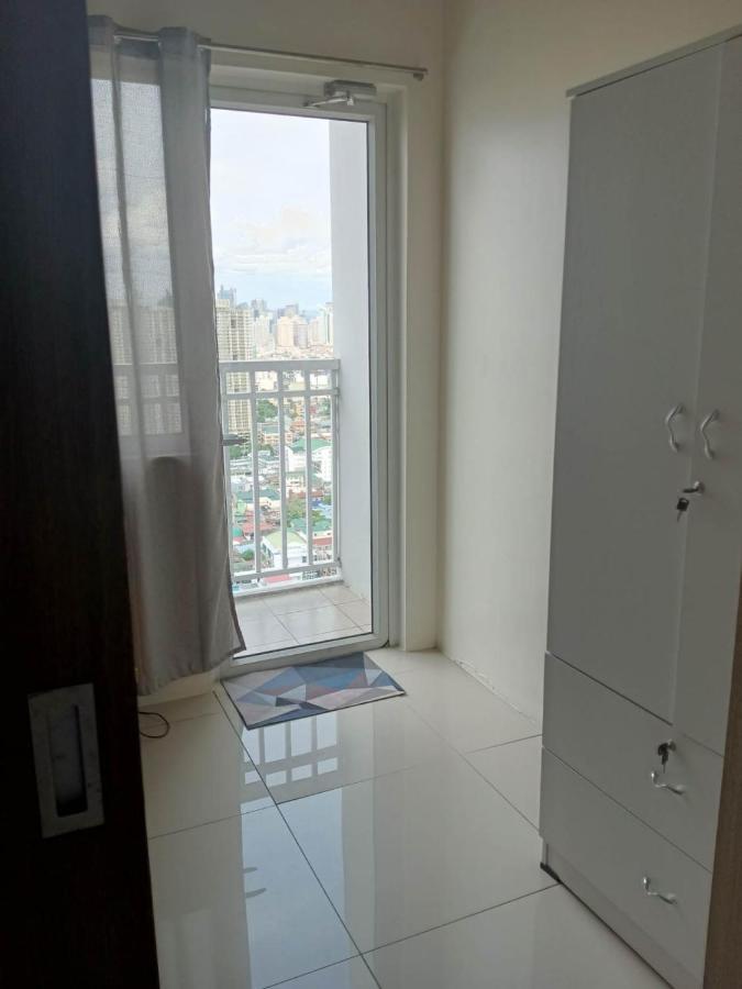 Breeze Residences - 1Br Unit With Balcony -Top Floor Manila Luaran gambar